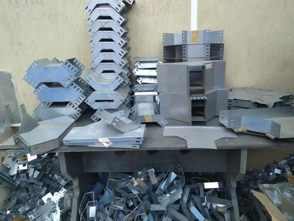 ELETROCALHA SUPORTE VERTICAL 50X50 TI